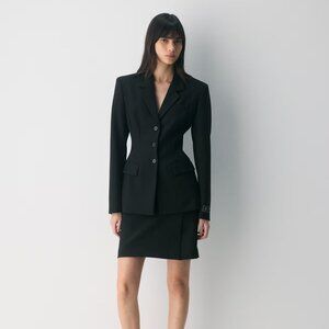 Standout Aritzia Babton Blazer - Size 0